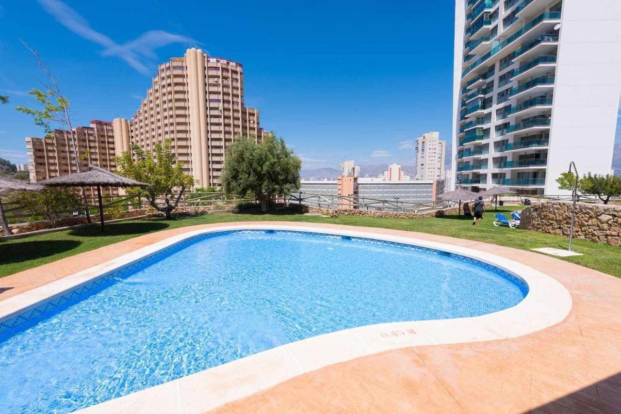 High Rise Apartment On The 39Th Floor With Private Terrace And Sea Views Μπένιντορμ Εξωτερικό φωτογραφία